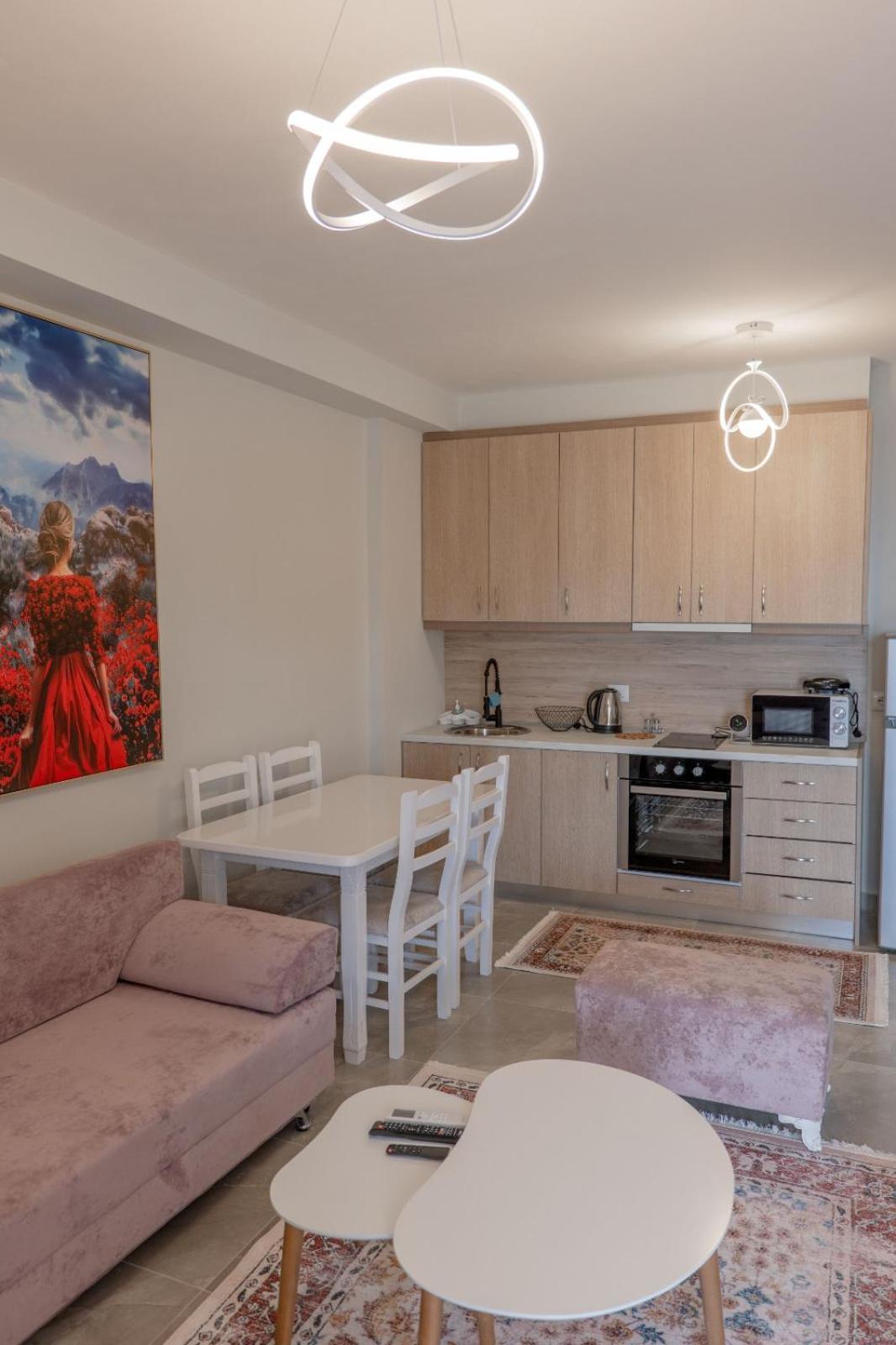 Esel Apartments Саранде Екстериор снимка