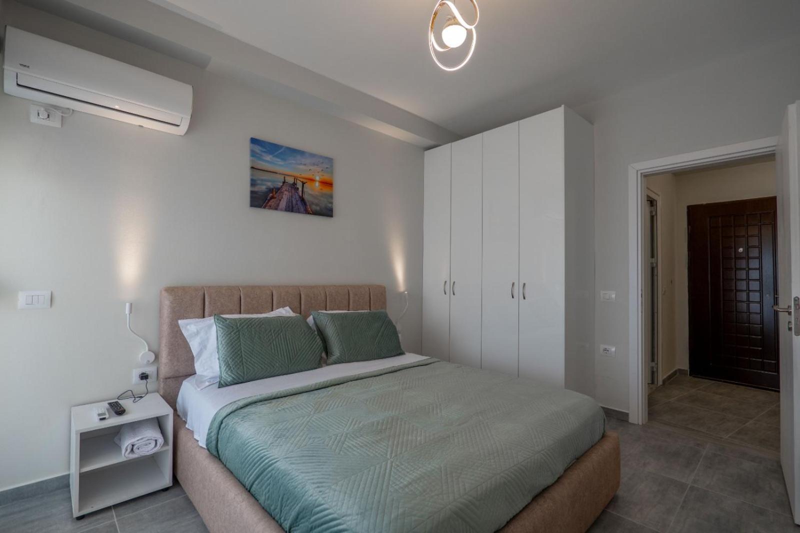 Esel Apartments Саранде Екстериор снимка