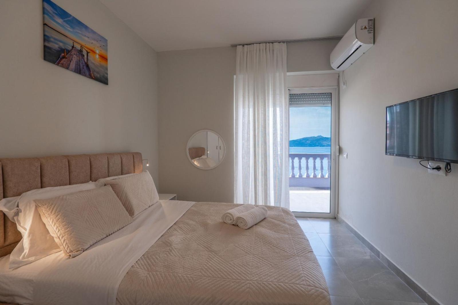 Esel Apartments Саранде Екстериор снимка