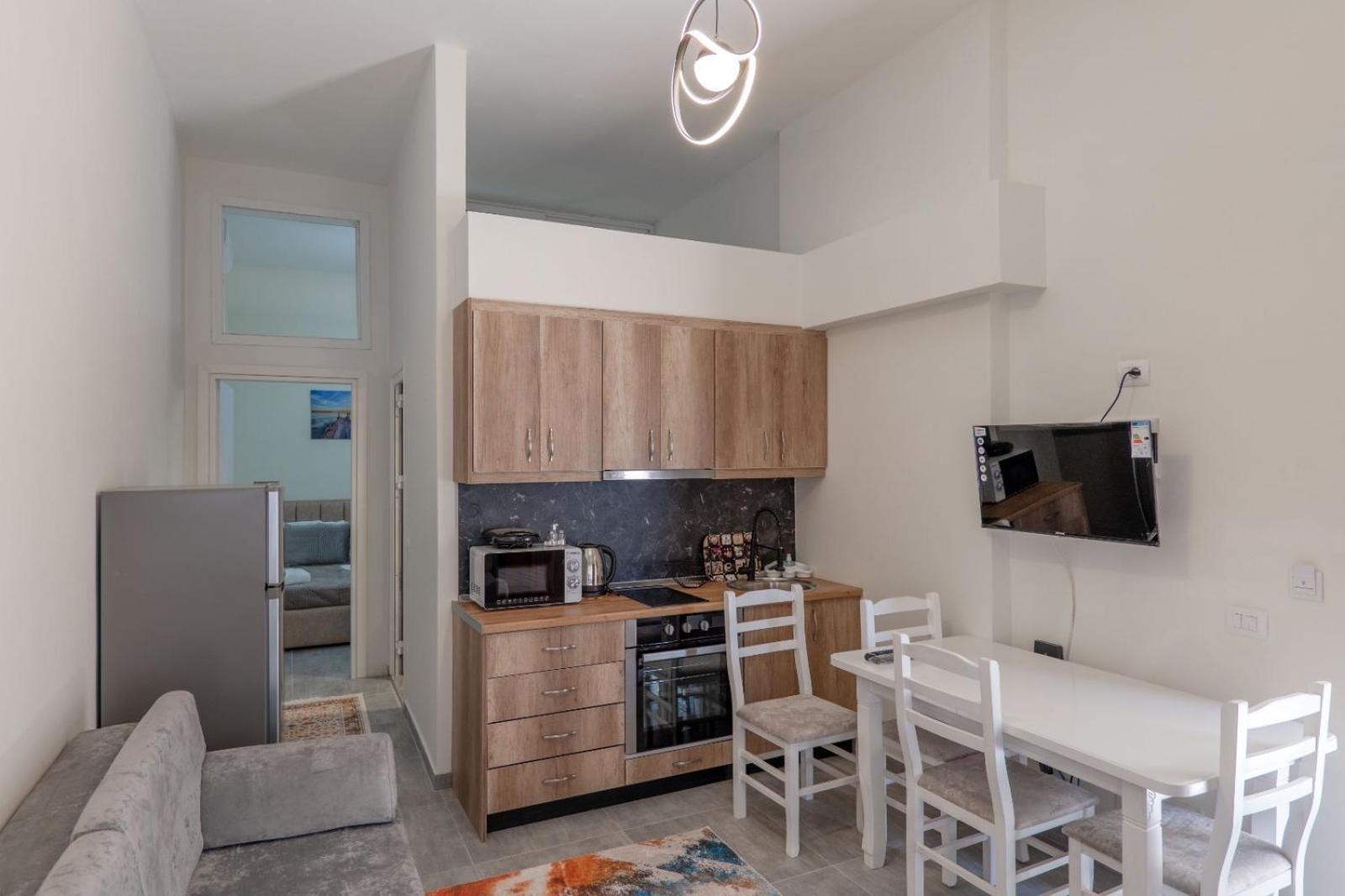 Esel Apartments Саранде Екстериор снимка