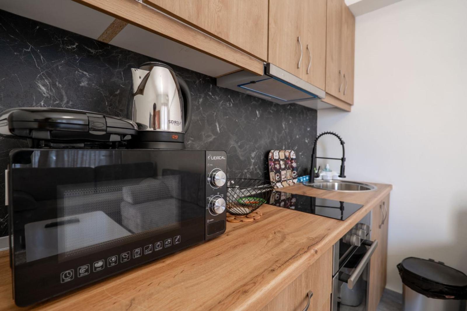 Esel Apartments Саранде Екстериор снимка