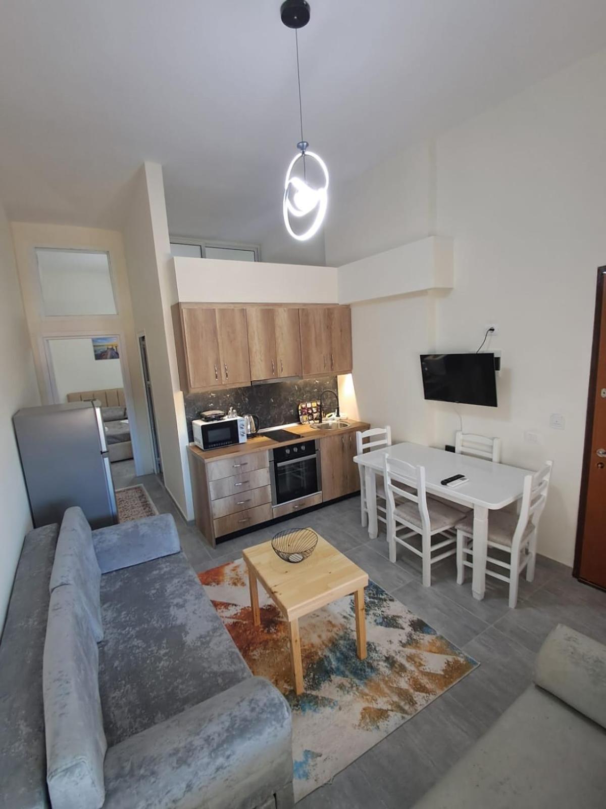 Esel Apartments Саранде Екстериор снимка